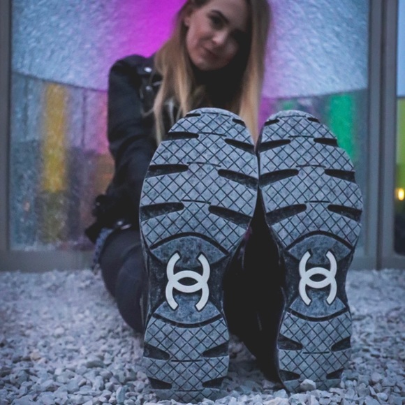 Meet your Posher, Mallory! - Picture 4 of 14